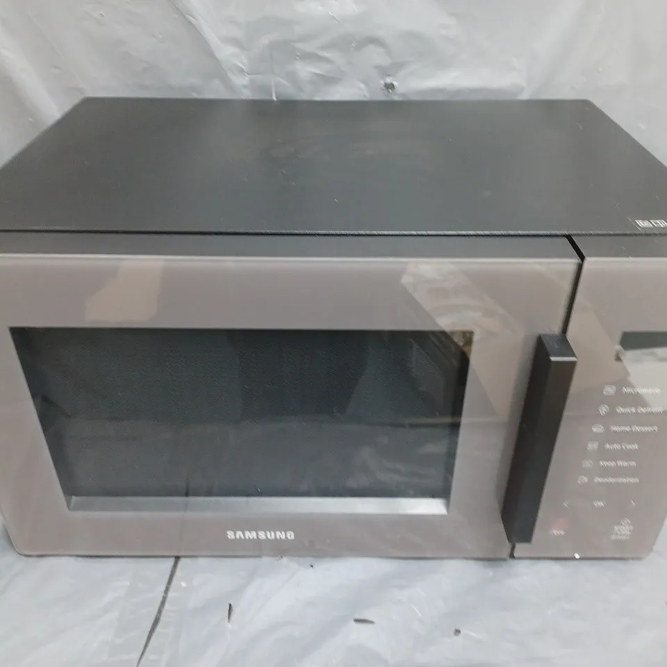 SAMSUNG MS23T5018AG/EU GLASS FRONT 23-LITRE SOLO MICROWAVE - SLATE GRAY