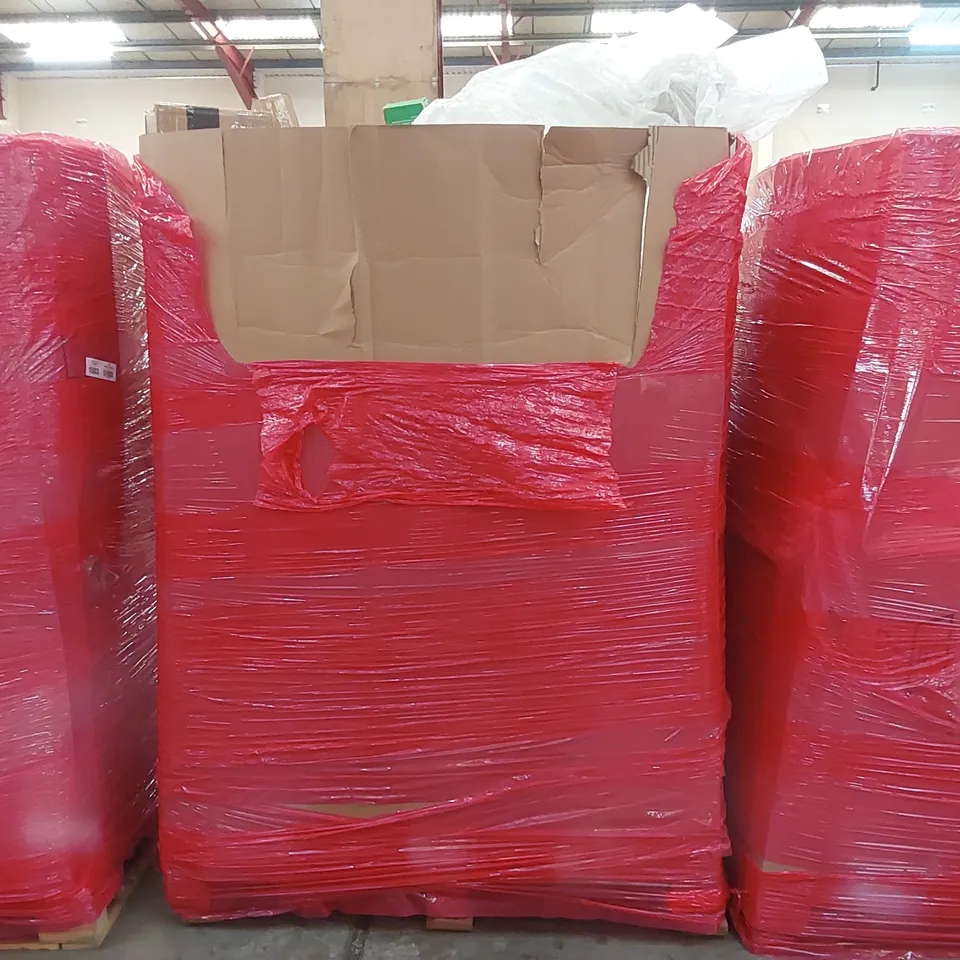 PALLET OF ASSORTED ITEMS INCLUDING: WIRELESS KARAOKE BOOM BOX, DOOR MATS, RETRACTABLE GATE, CPAP PILLOW, FOLDING FOOTBALL GOAL ECT