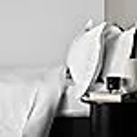 K BY KELLY HOPPEN MATELASSE SIX PIECE DUVET SET