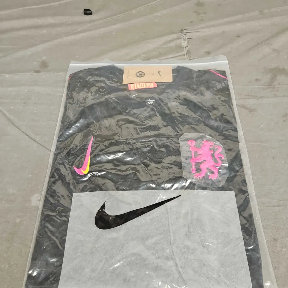 BAGGED CHELSEA FC THIRD JERSEY SIZE LARGE 