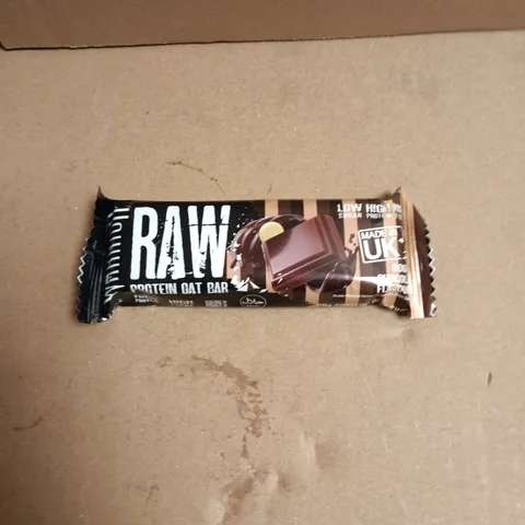 WARRIOR RAW PROTEIN OAT BAR – DOUBLE CHOCOLATE FLAVOUR BOX OF APPROX 10