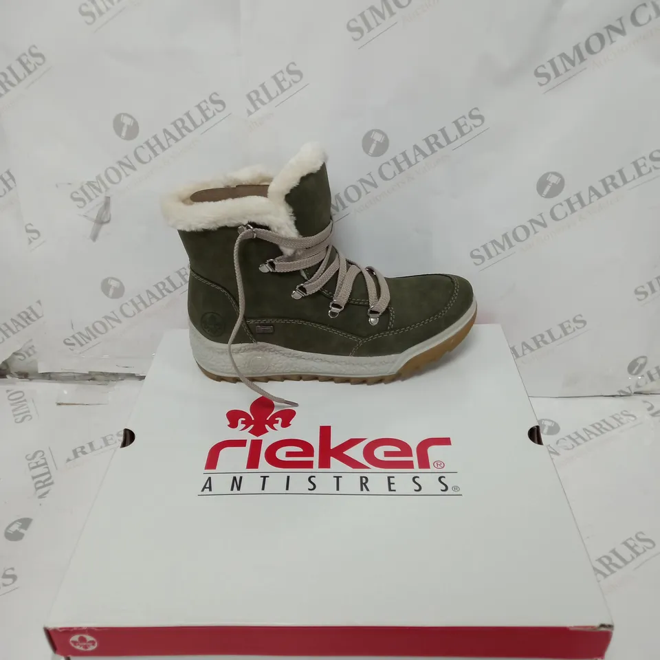 BOXED RIEKER ANTISTRESS NAVY HIKING BOOT - SIZE 5