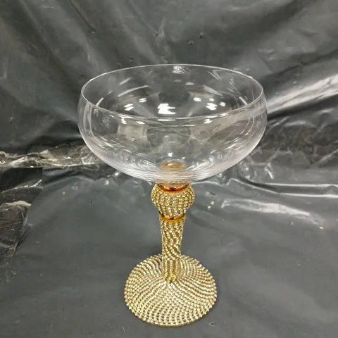 CIVIC HOME 4 WINE GLASSES WITH GOLD DETAIL