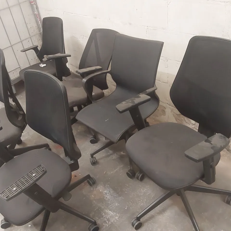 6X ASSORTED BLACK OFFICE CHAIRS