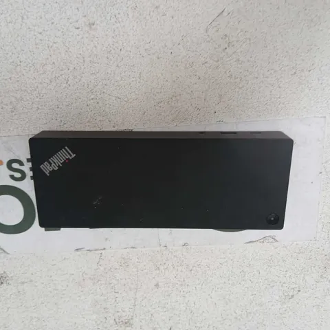LENOVO THINKPAD HYBRID USB-C WITH USB-A DOCKING STATION