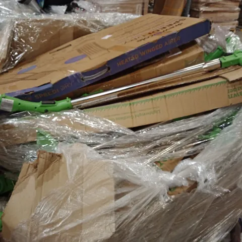 PALLET CONTAINING A LARGE QUANTITY OF GARDEN TRIMMERS,NO BATTERIES