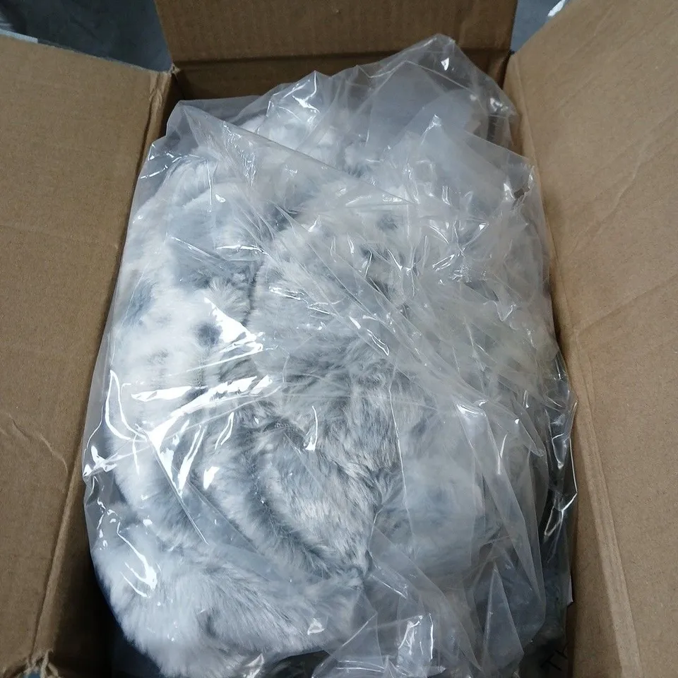 COZEE HOME PRINT FAUX FUR ANF VELETSOFT THROW