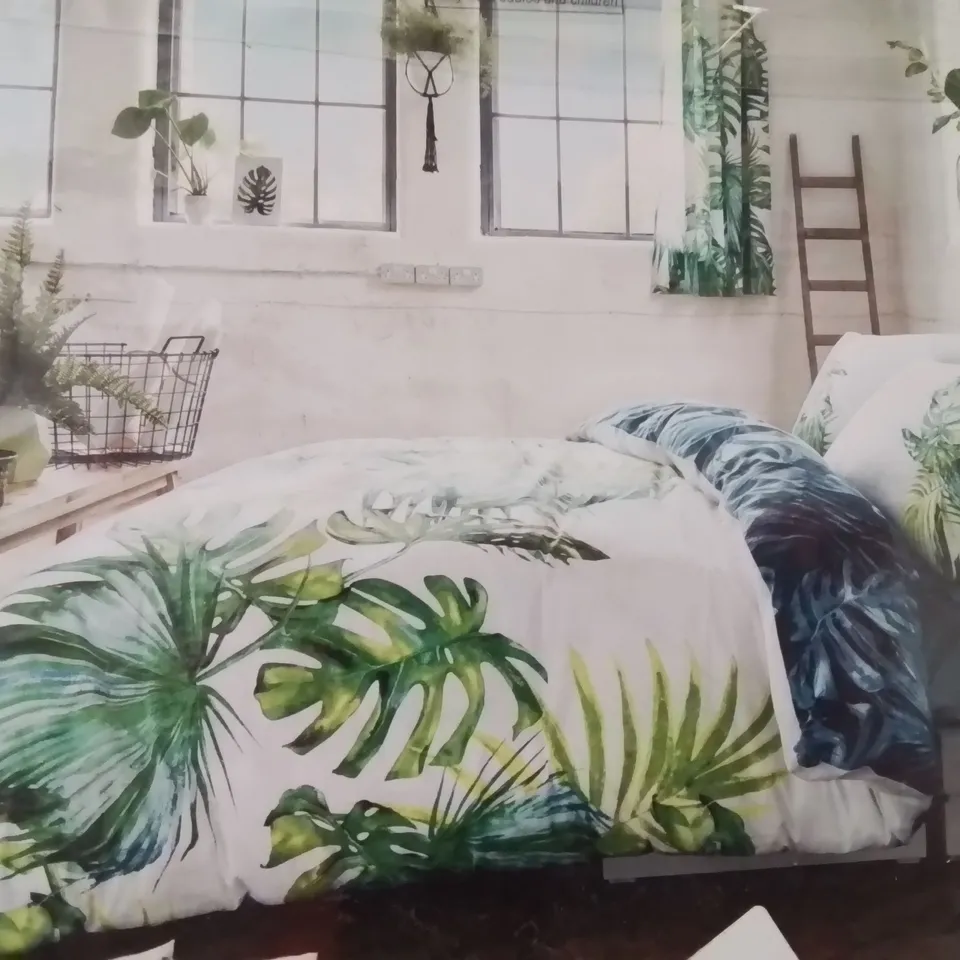 BRAND NEW GAVENO CAVAILIA DOUBLE DUVET COVER SET -TROPICAL LEAF-