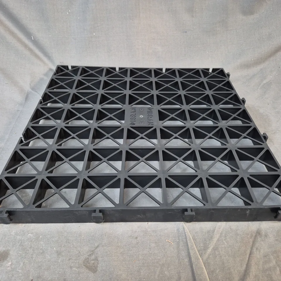 LARGE QUANTITY OF IBRAN REINFORCEMENT GRIDS