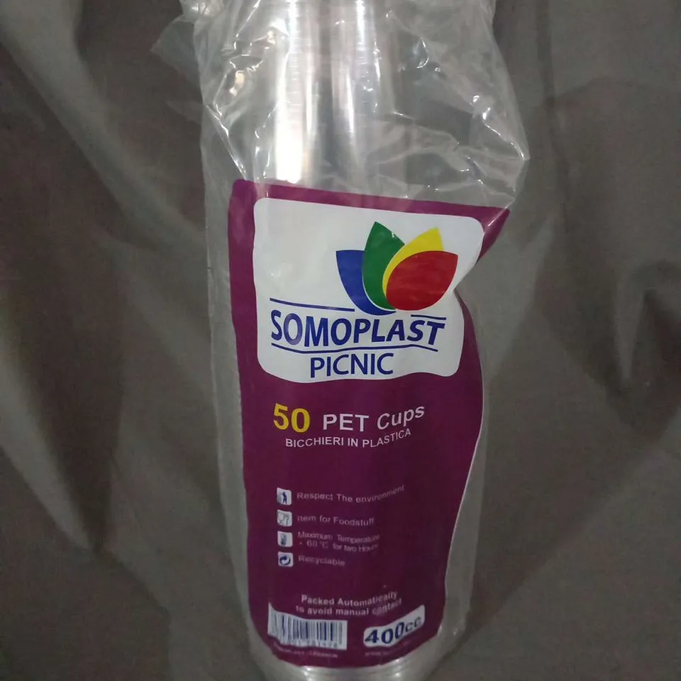 APPROXIMATELY 20 PACKS OF 50 SOMOPLAST PICNIC PET CUPS