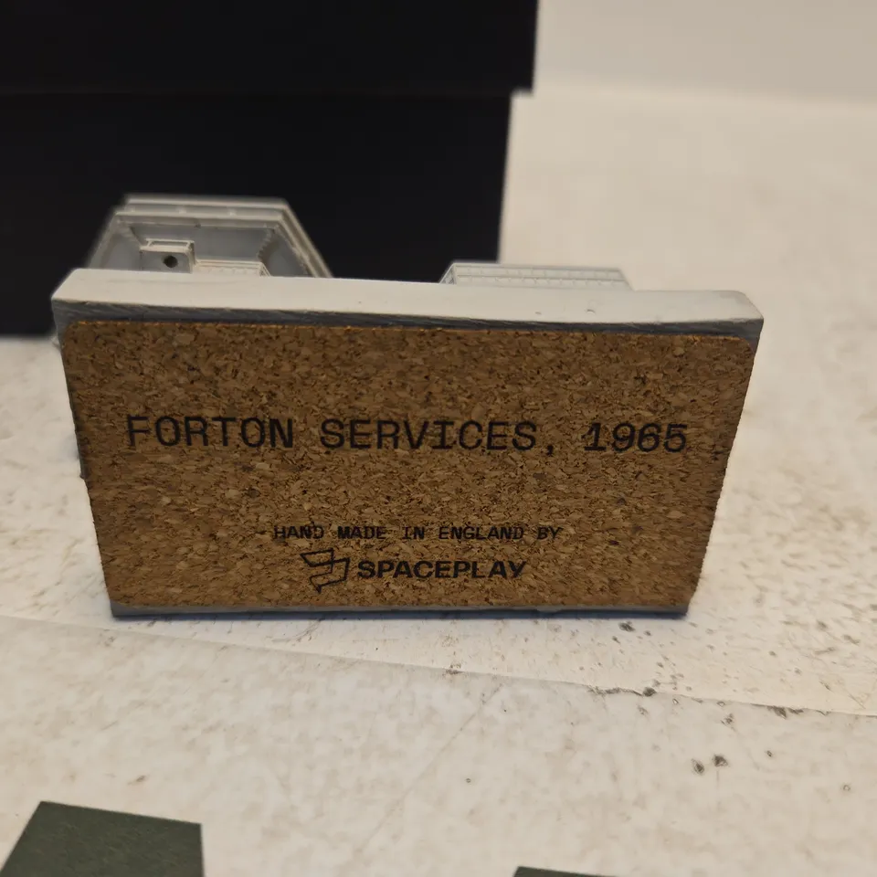 SPACEPLAY FORTON SERVICES 1965 ARCHITECTURAL MODEL (HAND-MADE IN ENGLAND)