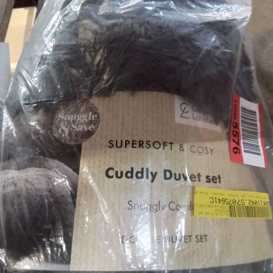 CATHERINE LANSFIELD CUDDLY DUVET COVER SET IN CHARCOAL 