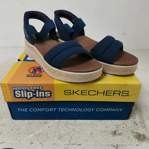 SKECHERS BOBS SUN RAY SLIP-INS SANDAL - 6
