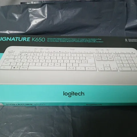 LOGITECH SIGNATURE K650 KEYBOARD – BOXED