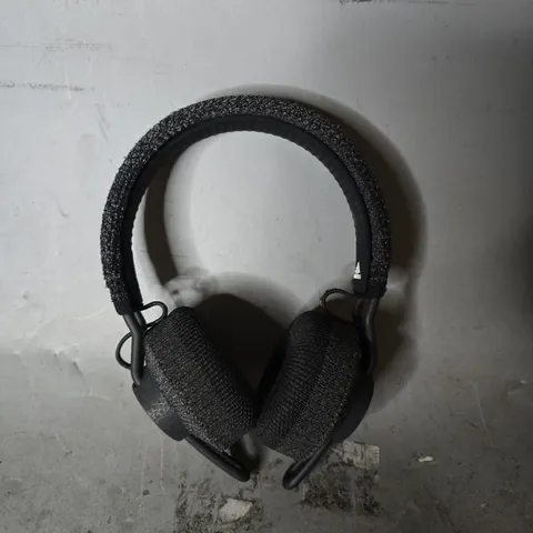 BOXED ADIDAS RPT-01 SPORT HEADPHONES