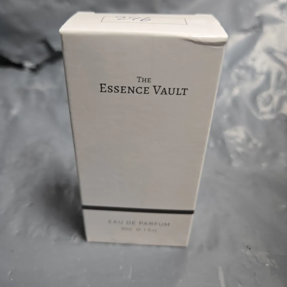 BOXED THE ESSENCE VAULT FRAGRANCES PARFUM 30ML