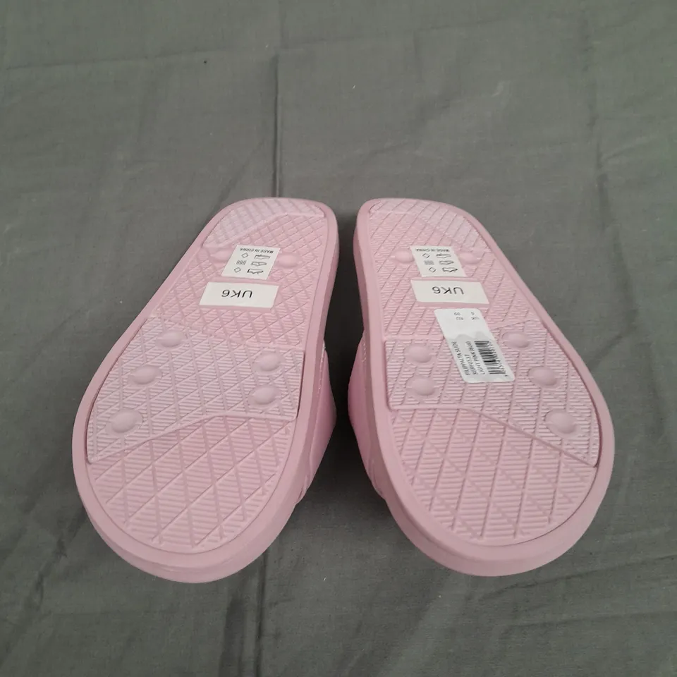 UNBOXED PAIR OF ELLESSE LIGHT PINK PALTA SLIDES UK 6