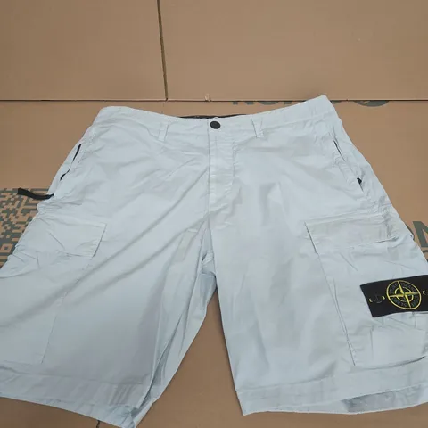 STONE ISLAND CARGO SHORTS – LIGHT GREY SIZE W 34