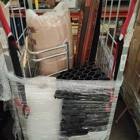 CAGE OF ASSORTED HOUSEHOLD ITEMS TO INCLUDE FLEXI WOOD EFFECT TILES, PLANTERS, BUBBLE WRAP AND HEX TRAYS