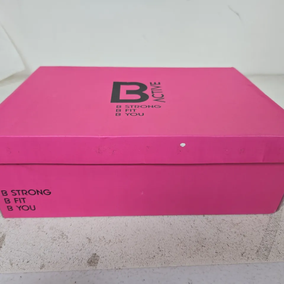 B MOVE B3475 WHITE SNEAKERS – UK SIZE 5
