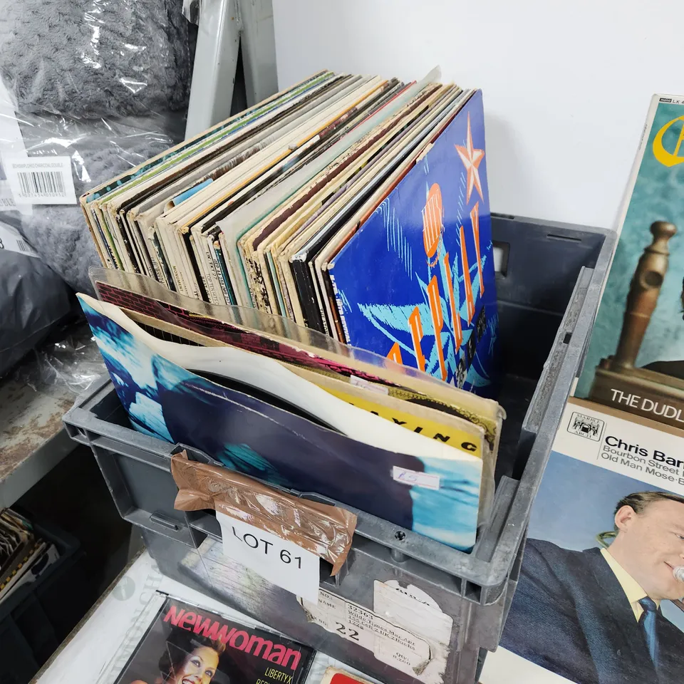 A COLLECTION OF VINYL RECORD LPs ETC