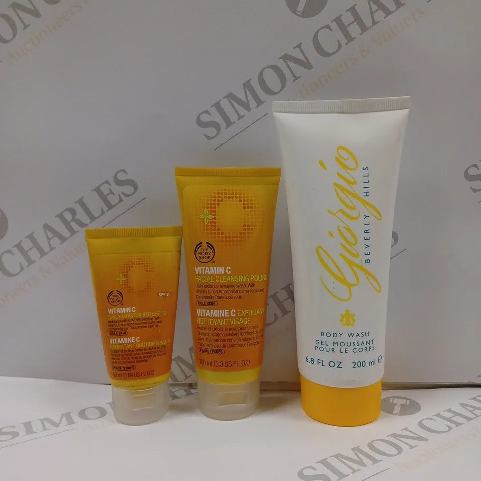 BOX OF APPROX 20 ASSORTED HEALTH AND BEAUTY ITEMS TO INCLUDE - GBH YELLOW SHOWER GEL 200ML WOMEN - BODY SHOP VITAMIN C FACE POLISH 100ML - THE BODY SHOPVITAMIN C DAILY MOISTURISER SPF 30 50 ML 