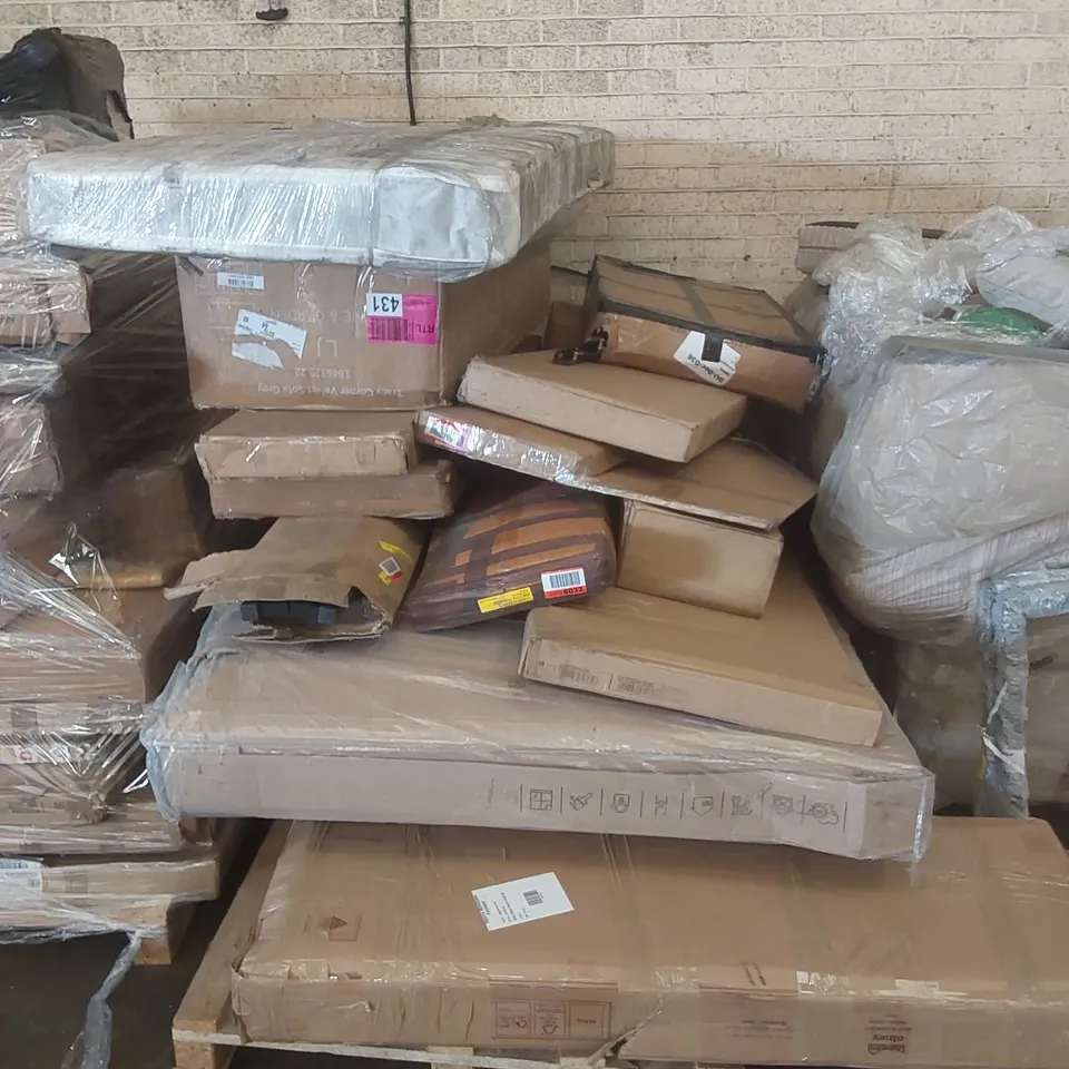 PALLET OF INCOMPLETE FURNITURE SETS