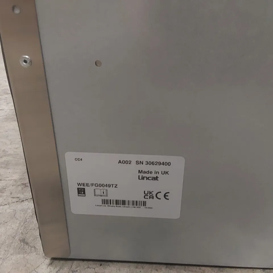 BOXED LINCAT SILVER LINK 600 HEATED AND AMBIENT PEDESTAL