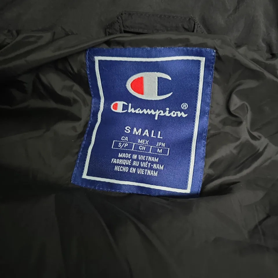 CHAMPION TECHFILL GILLET IN BLACK - SMALL