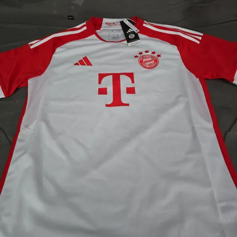ADIDAS FC BAYERN MÜNCHEN JERSEY – SIZE M