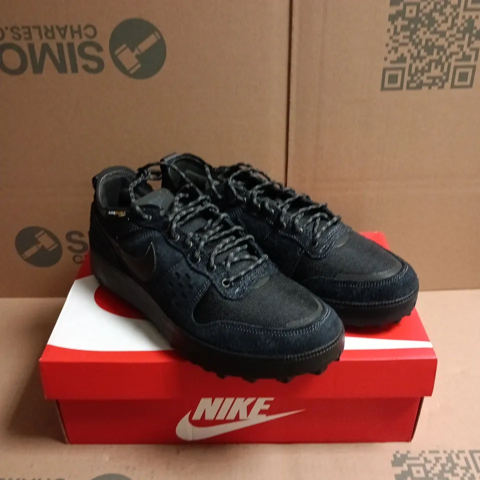 BOXED PAIR OF NIKE C1TY PREMIUM CORDURA TRAINERS IN A TRIPLE BLACK - 8.5
