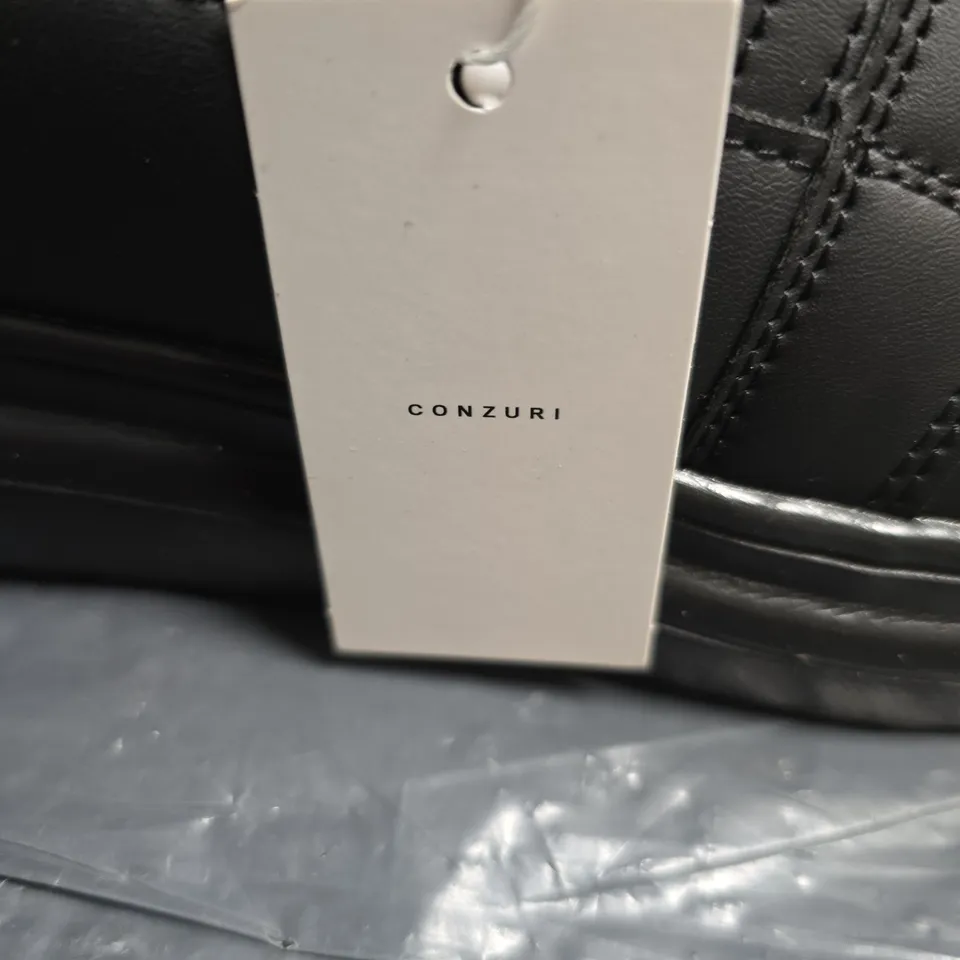 CONZURI AXELS EDITION BLACK SNEAKERS – UK 8 (US 9, EU 42)