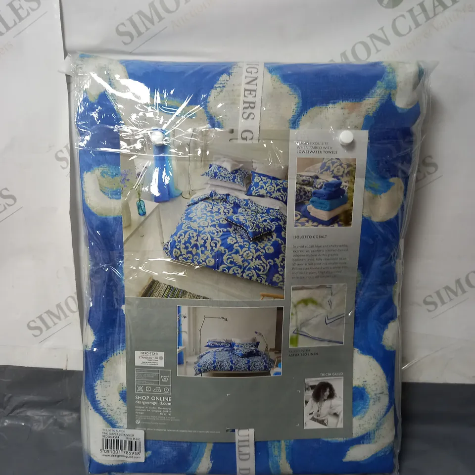 DESIGNERS GUILD BEDLINEN SUPER KINGSIZE DUVET COVER AND 2 X PILLOWCASES BLUE AND WHITE