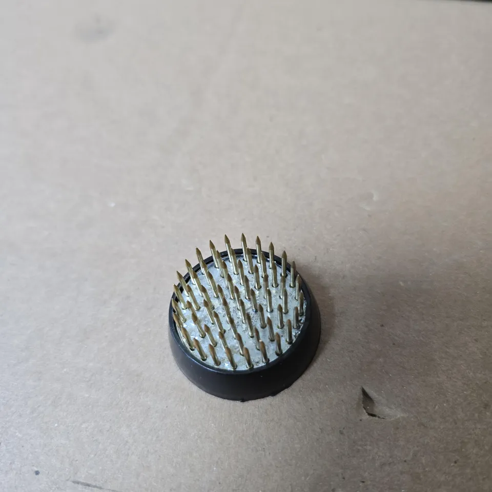 GOHOBI LONDON JAPANESE KENZAN FOR FLORAL ART AND IKEBANA