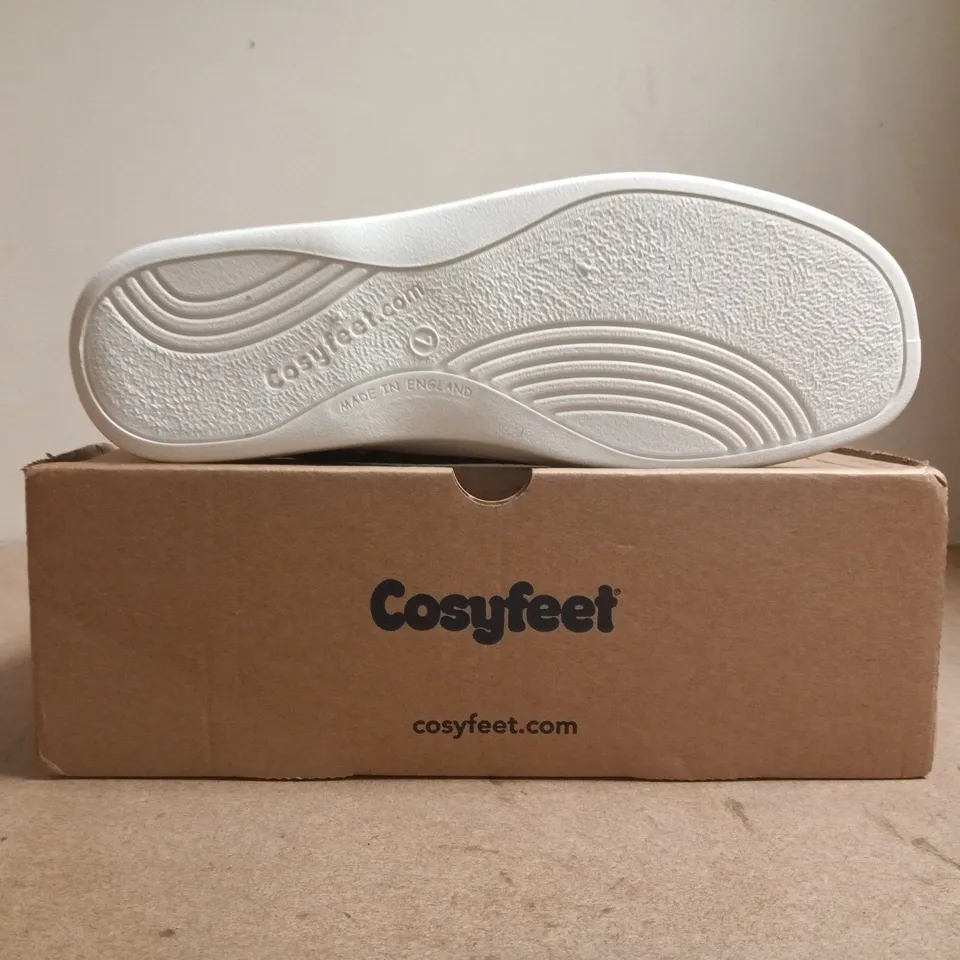 BOXED PAIR OF COSYFEET NAVY POLKA DOT SHOES SIZE UK 7