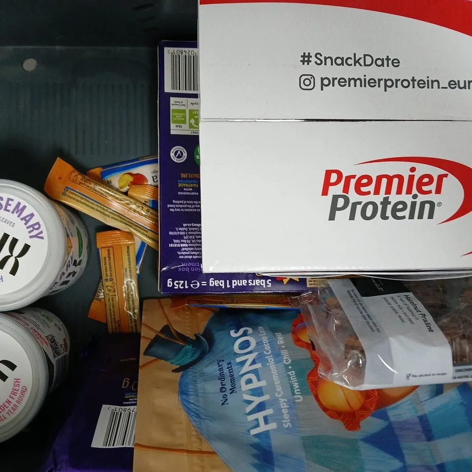 APPROXIMATELY 10 ASSORTED FOOD AND DRINK ITEMS TO INCLUDE SUPER NOODLES, HOTEL CHOCOLAT, ETC