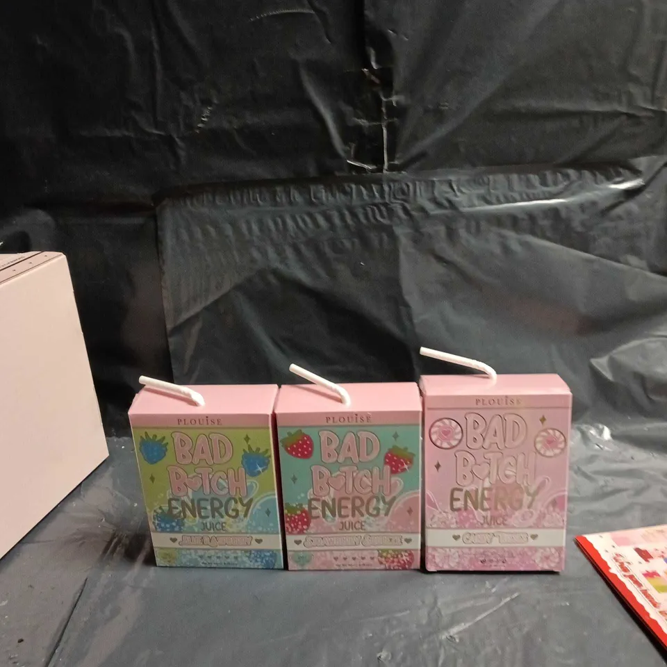 PLOUISE GIFT SET INCLUDING THREE ASSORTED LIP OILS AND HAND CREAM