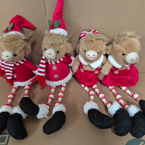 SET OF 4 GISELA GRAHAM LONDON CHRISTMAS HIGHLAND COW SHELF SITTERS