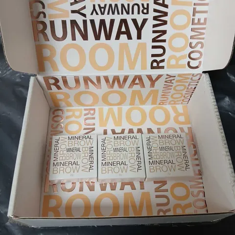 3X RUNAWAY ROOM MINERAL BROW - SHADE MEDIUM