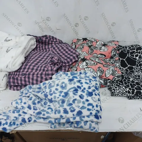 LARGE BOX OF ASSORTED CLOTHING ITEMS TOO INCLUDE TOPS , FLUFFY PANTS AND TSHIRTS COMING IN DIFFERENT COLOURS AND SIZES 