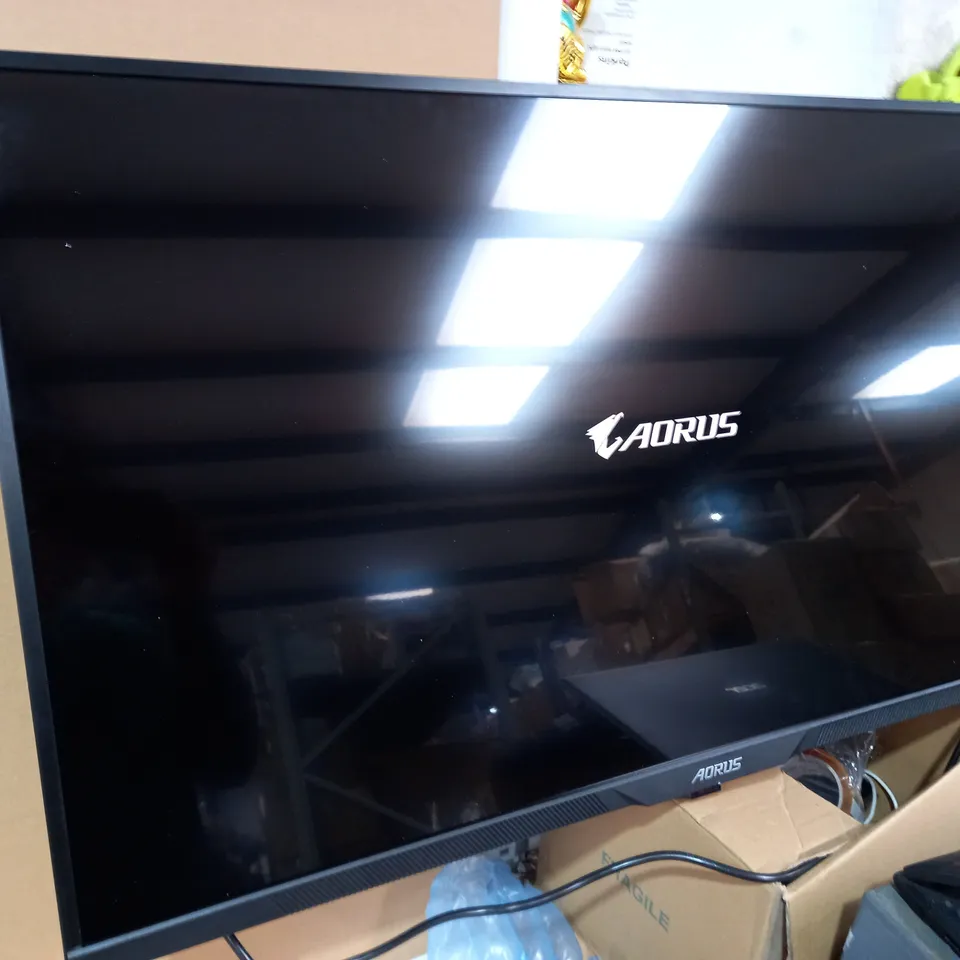 GIGABYTE AORUS FV43U 43 INCH VA QLED 4K/UHD 144HZ GAMING MONITOR
