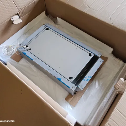 BOXED AIRONE BIANCO 90 EXTRACTOR WITH LED LIGHTING