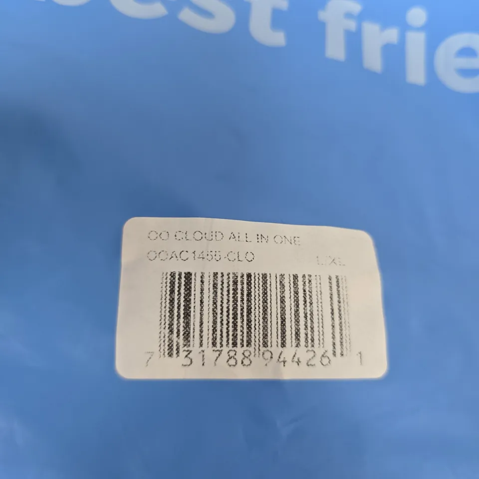 OODIE ALL CLOUD THROW