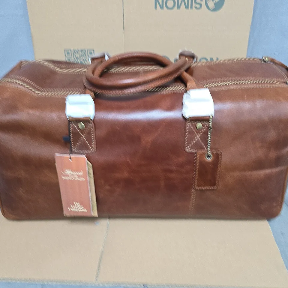 ASHWOOD LEATHER DUFFLE BAG