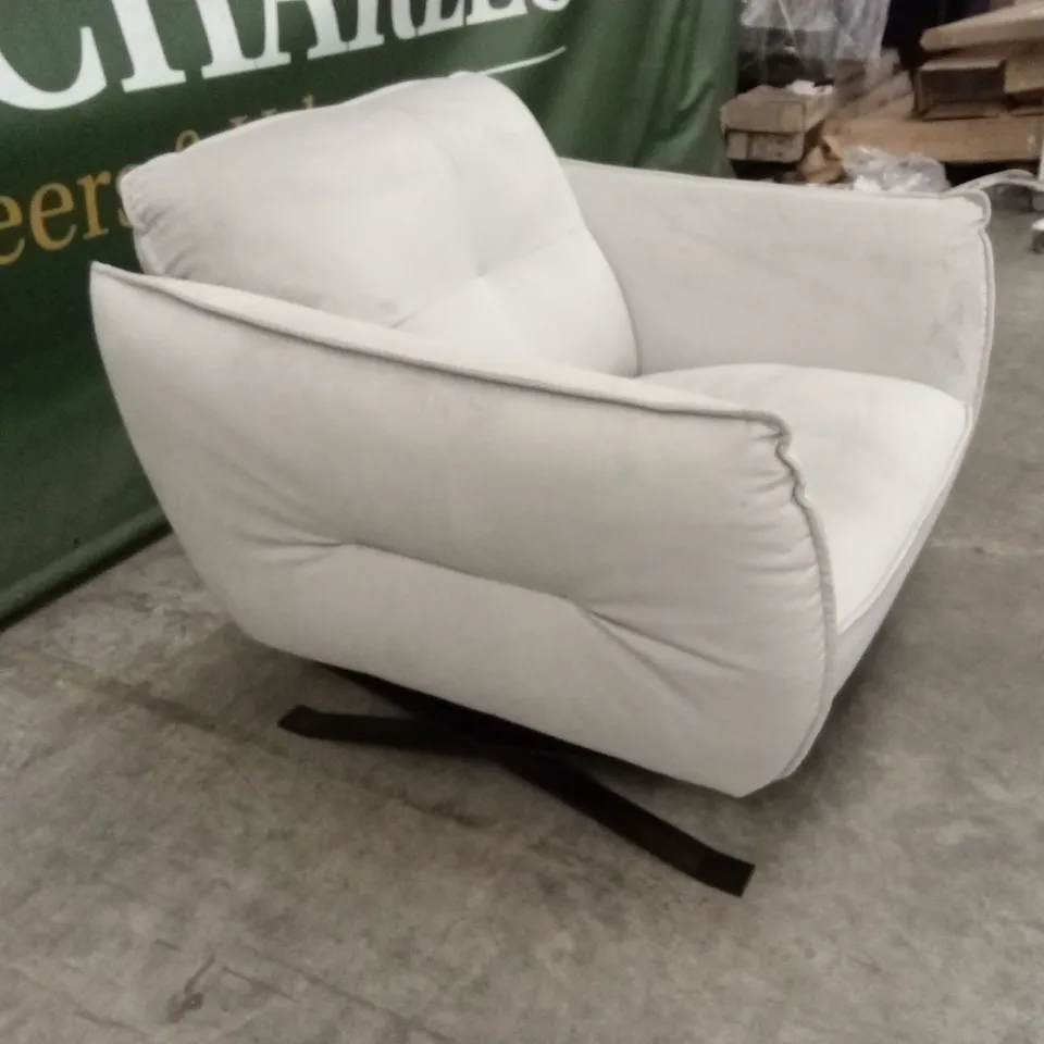 QUALITY DESIGNER ITALIAN MADE SEVILLE VELVET ARMCHAIR