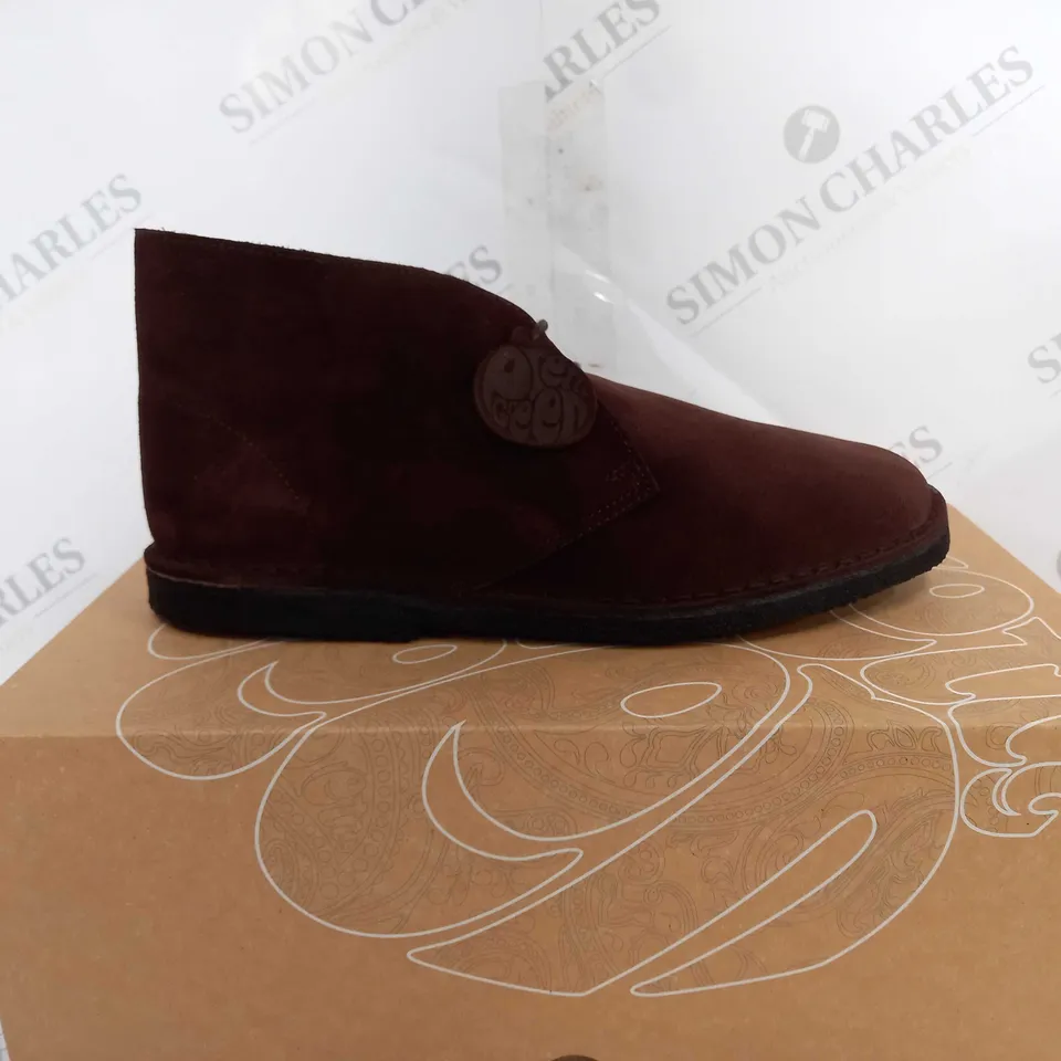 BOXED PRETTY GREEN MENS SUEDE DESERT BOOTS IN CHOCOLATE COLOUR - UK 7 