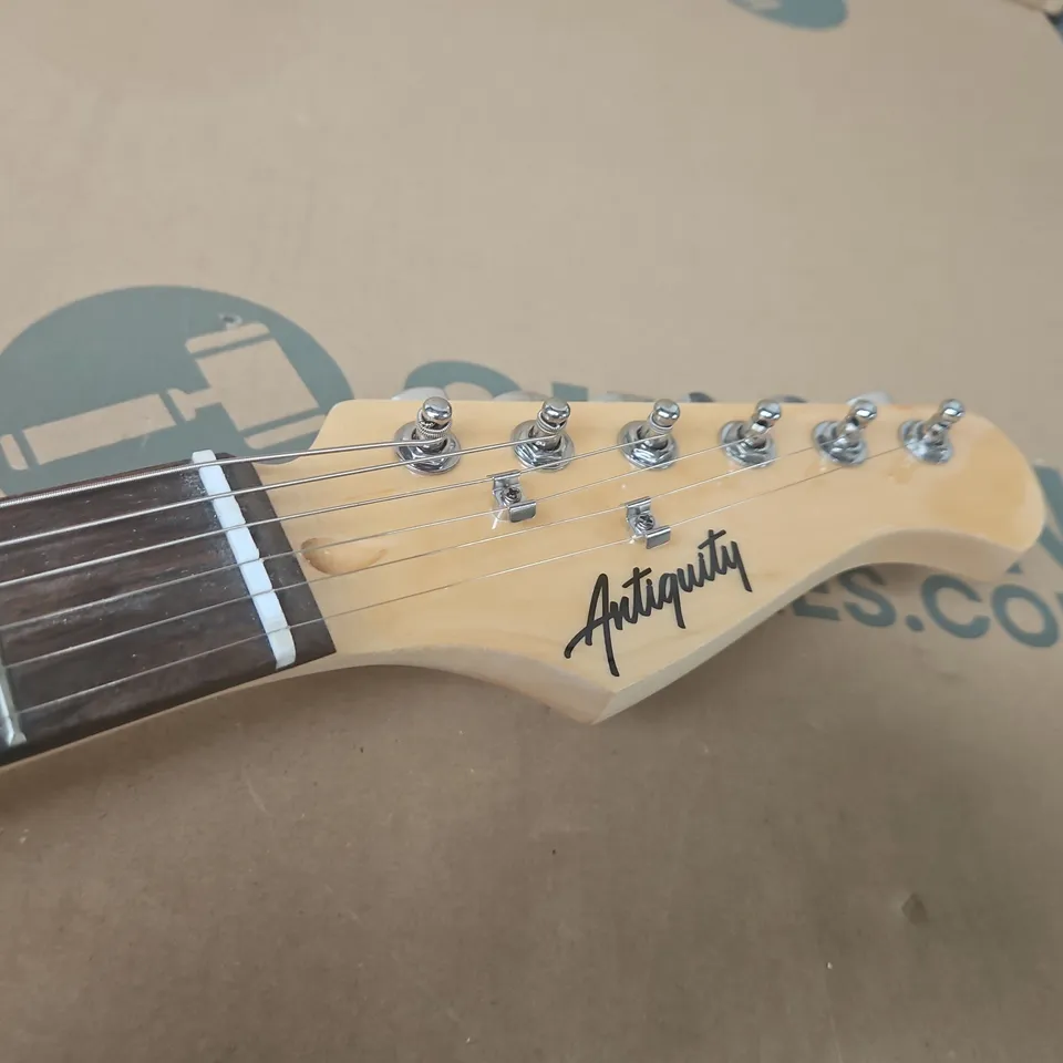 ANTIQUITY ST1 ELECTRIC GUITAR, 3-TONE SUNBURST 