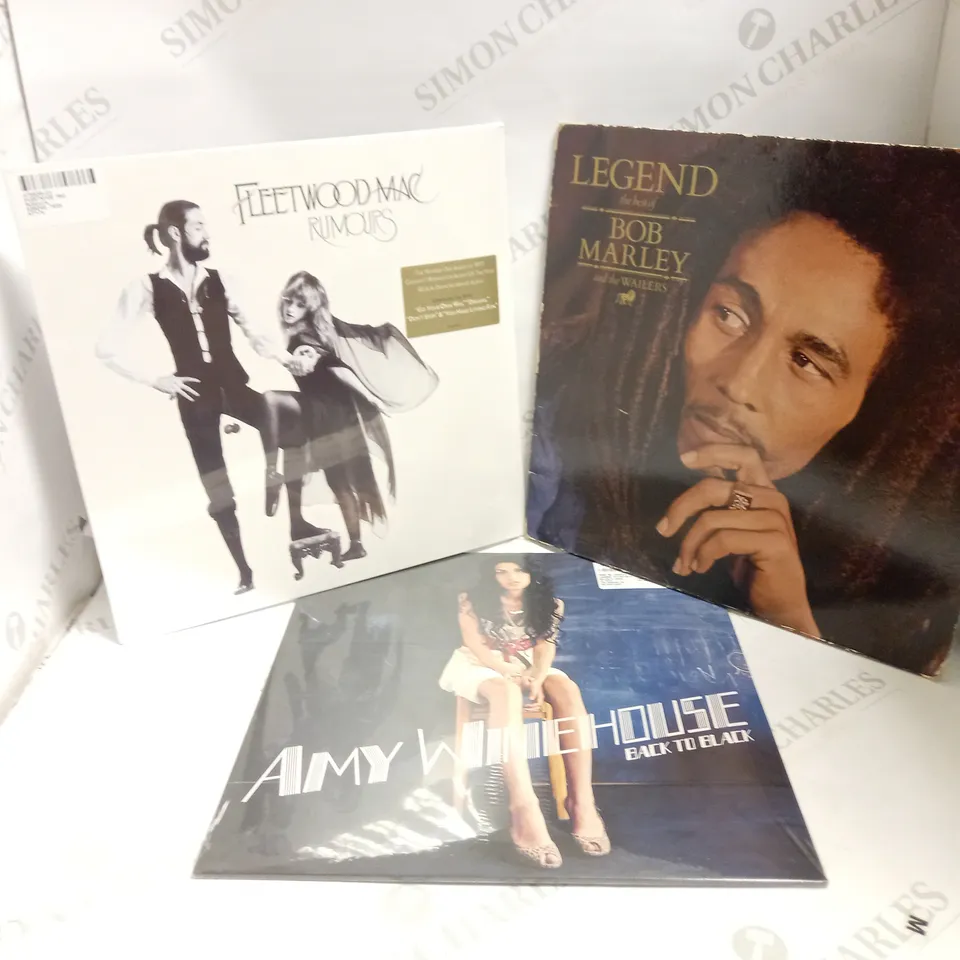 LOT OF 10 ASSORTED VINYL RECORDS, TO INCLUDE FLEETWOOD MAC RUMOURS, AMY WINEHOUSE BACK TO BLACK, LEGEND THE BEST OF BOB MARLEY AND THE WAILERS, ETC