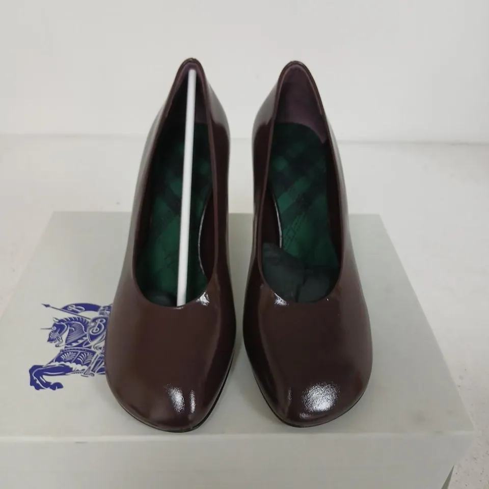 BURBERRY BURGUNDY PATENT LEATHER HIGH-HEEL PUMPS, UK 3 (EU 36)
