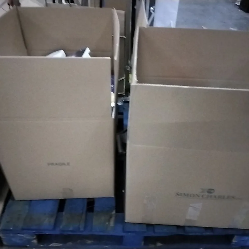 PALLET OF BOOKS INCLUDING WILD, THE GRAVITY OF US, THE AUSTRO-HUNGARIAN ARMY AND THE FIRST WORLD WAR, THE AMERICAN ROOMMATE EXPERIMENT, AN ITALIAN AFFAIR, IT ENDS WITH US